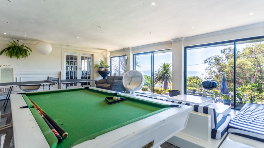 12 Bedroom Property for Sale in Camps Bay Western Cape